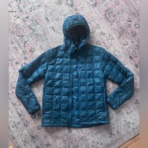 The North Face Mens Blue ThermoBall Quilted Jacket with Hood